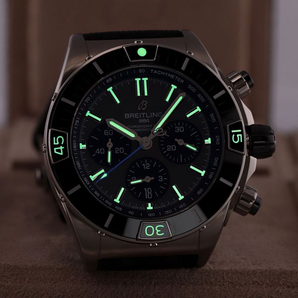 Breitling Super Chronomat B01 44 EB0136